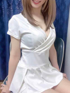 七瀬奈々