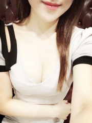 滝川エミリ