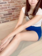新井　もか